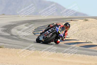 media/Oct-04-2025-CVMA (Sat) [[408bcdd6e4]]/Race 10-Amateur Supersport Middleweight/